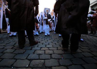 Paysans au carnaval de Binche.